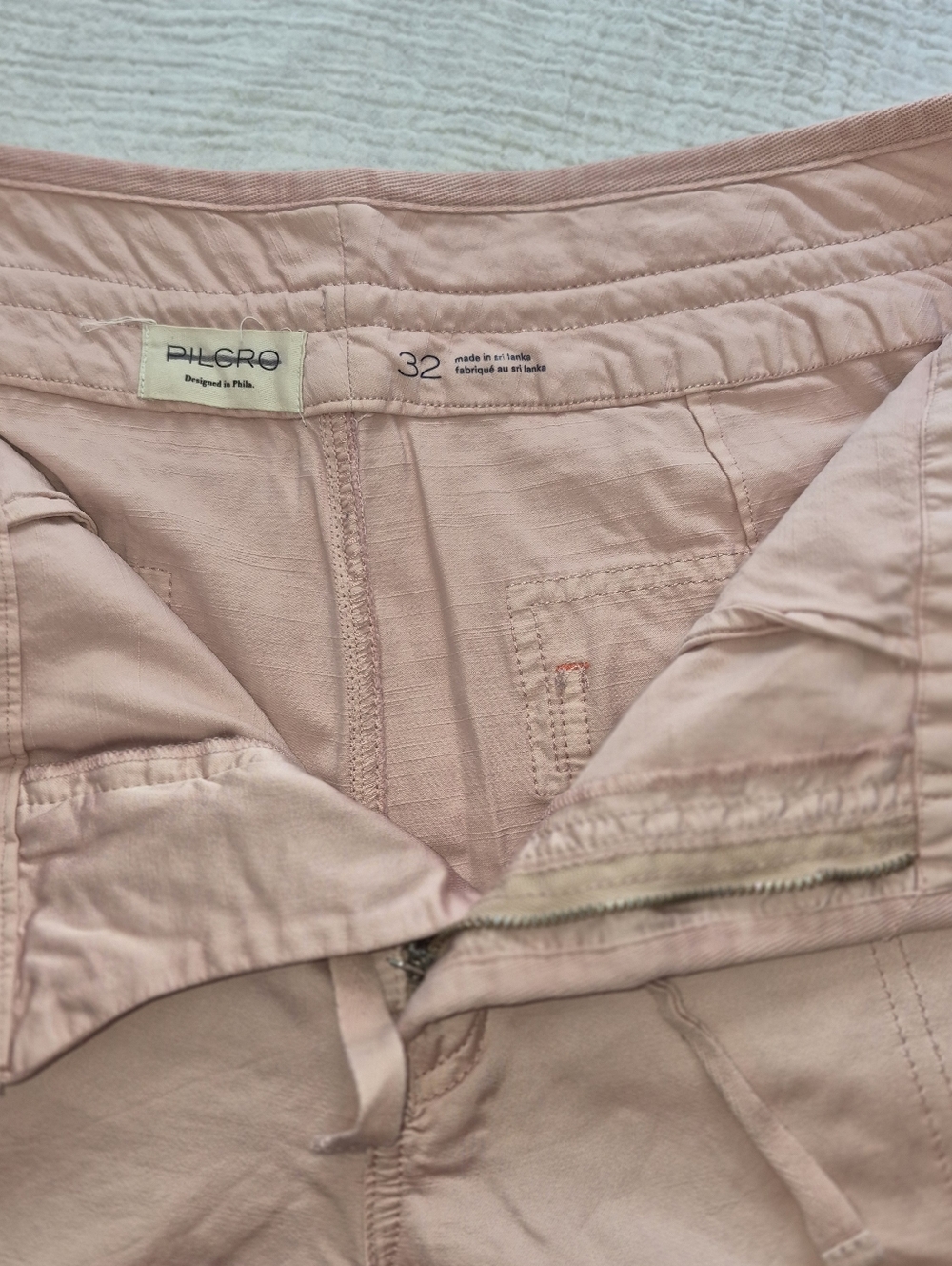 Anthropologie Pilcro Satin Parachute Pants,  Size 32, Pink, Like New - Picture 3 of 15